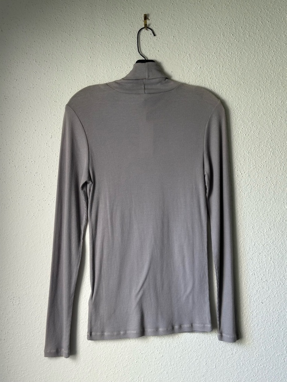 NWT Splendid Ribbed Turtleneck Long Sleeve Top Med gray USA made Size Med. - Picture 7 of 7
